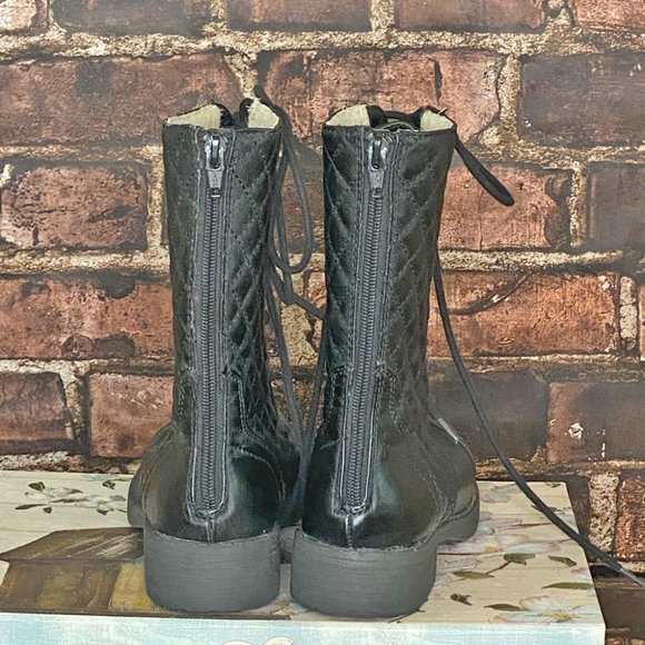 Joe Boxer Quilted Mid-Calf Black Boots Women's Size 6 Lace Up with Back Zippers - Picture 3 of 10